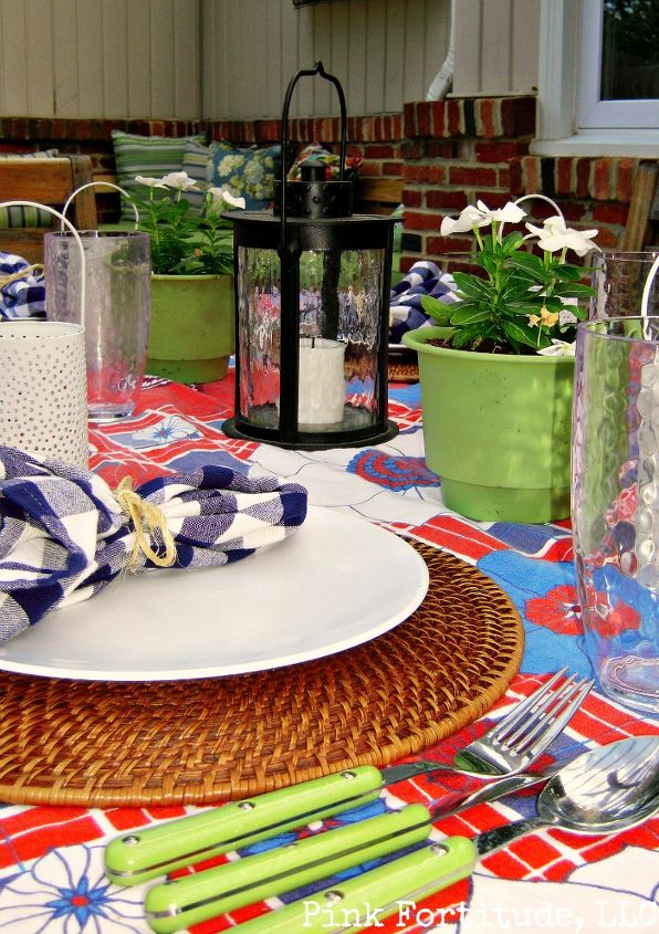 summer breezy table, outdoor living, seasonal holiday decor