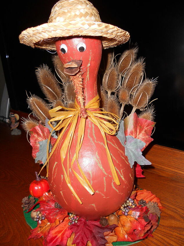thanksgiving decorations, seasonal holiday d cor, thanksgiving decorations, Front view of Tom