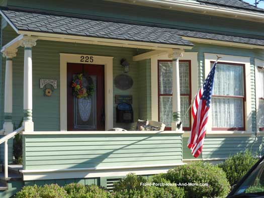 does your porch have knee walls, porches, Here s an excellent example of carrying color of kneewall to complement porch columns