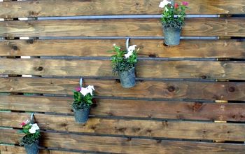 DIY Garden Slat Wall
