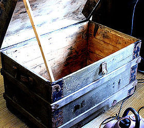 a new twist on a trunk table monster makeover, diy, living room ideas, painted furniture, repurposing upcycling, woodworking projects, The sort of before I had already removed the paper lining in this shot but you can see the icky canvas and super rusty bits