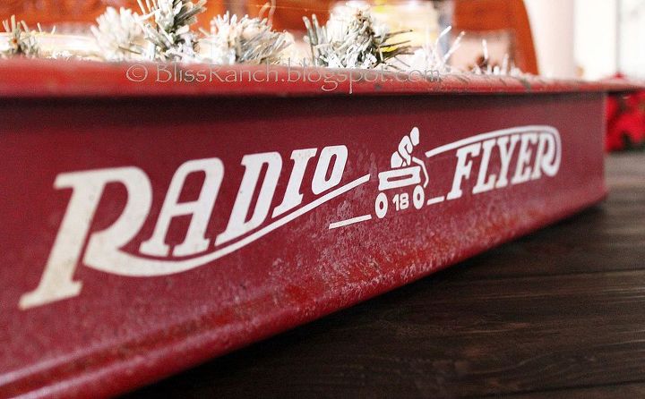 radio flyer wagon centerpiece, christmas decorations, seasonal holiday decor