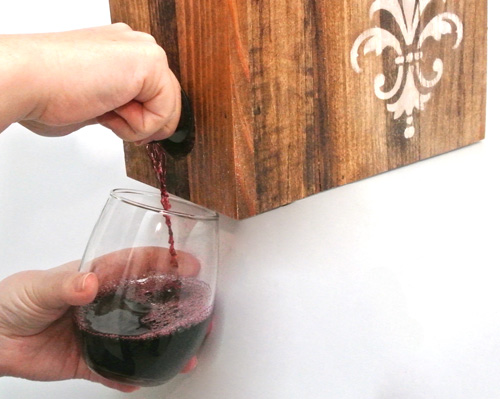 making a fancy boxed wine holder, diy, how to, pallet