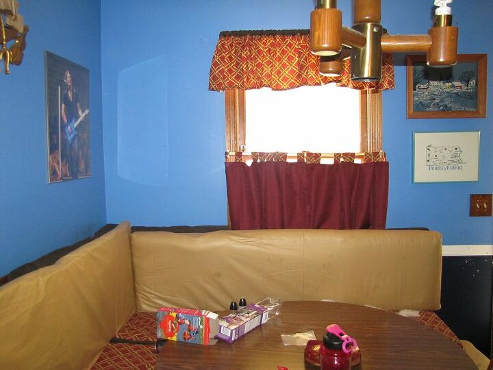 q help love the light but it has problems, diy, lighting, This is the room it s in a dining room with built in banquette red blue gold tan