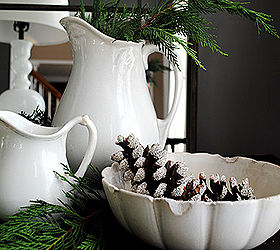 diy glitter pine cones, christmas decorations, crafts, seasonal holiday decor