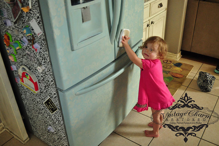 refrigerator makeover using maison blanche chalk paint, appliances, painting, She s my little helper trying to buff no worries it was already sealed and ready