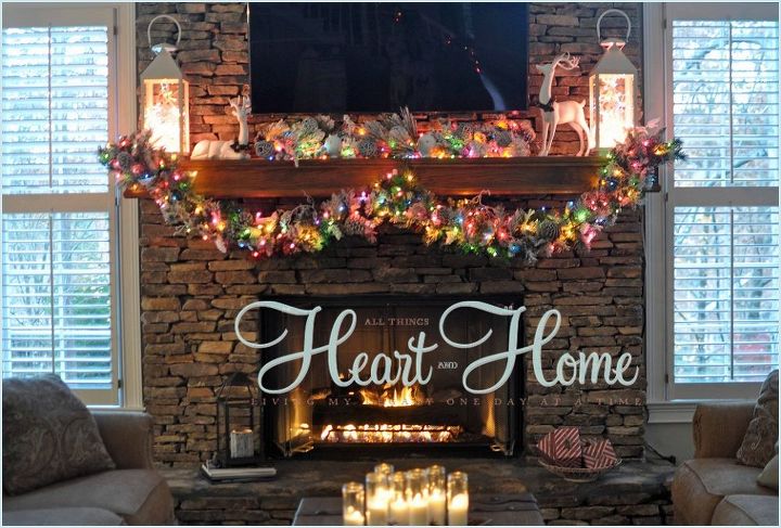 christmas in the living room, christmas decorations, living room ideas, seasonal holiday decor, We have that built in decorating problem in the living room a huge TV over the mantle come over and see how I decorated around it