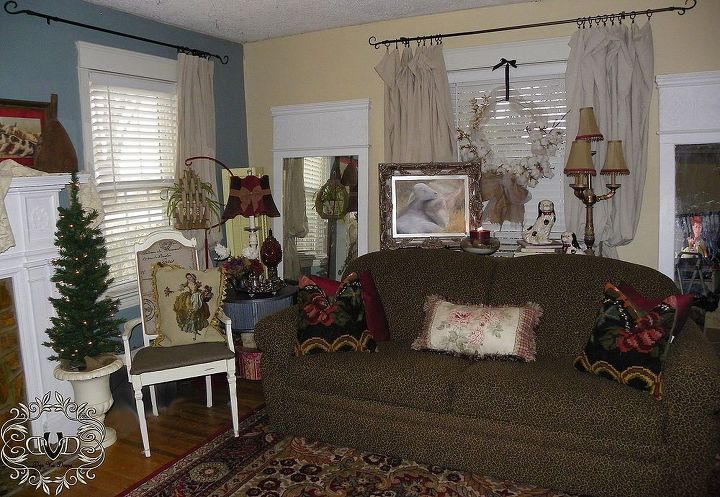 was i brave or just lucky when i bought my leopard print couch, home decor, painted furniture