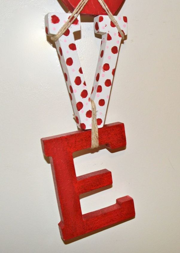 bien fait diy valentines door hanger, crafts, seasonal holiday decor, valentines day ideas