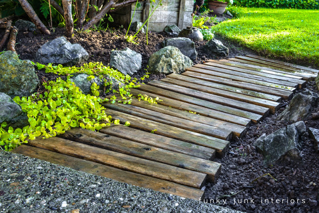 how to grow your garden with junk, flowers, gardening, outdoor living, repurposing upcycling, My little pallet walkway was quick easy and free