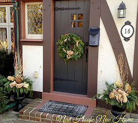 nature inspired holiday decor, christmas decorations, seasonal holiday decor, wreaths, This year we pared back the look and decided against cedar roping around the door With a cleaner look to the house after painting and removing some wrought iron railings the natural look fits nicely
