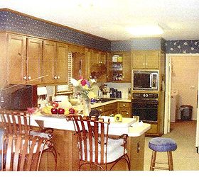 which cabinet solution is right for your kitchen remodel, kitchen cabinets, kitchen design, kitchen island, The owners of this kitchen complained that among other issues with this kitchen they could not open the oven and the refrigerator at the same time Clearly this was a kitchen that needed the cabinets REPLACED