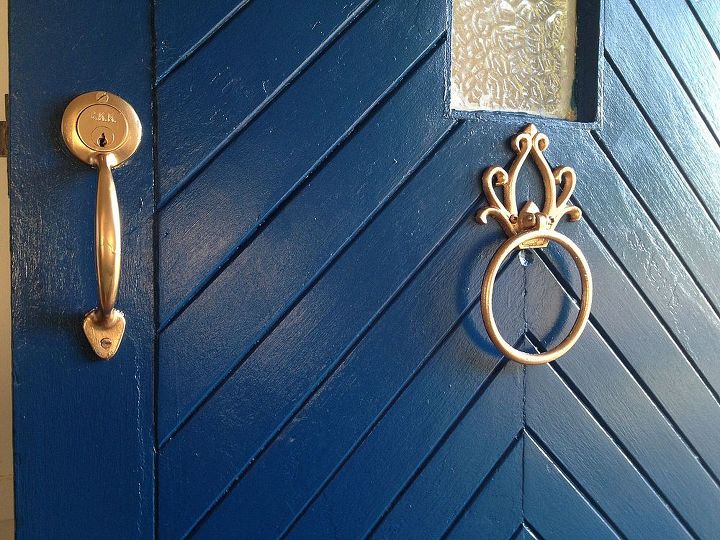 front door makeover navy and gold, doors, painting, Gold handle and knocker