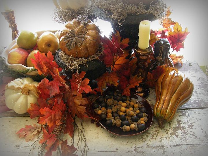 the harvest table, home decor, seasonal holiday decor