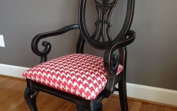 Spray Painted Dining Table and Chairs