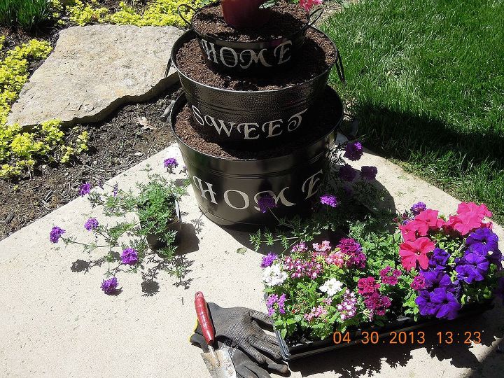 repurposed galvanized tubs, flowers, gardening, repurposing upcycling
