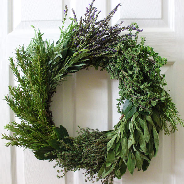 how to make an herb wreath for the holidays, crafts, seasonal holiday decor, wreaths, I love the smell of fresh herbs and this herb wreath is so aromatic