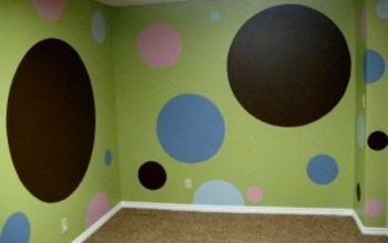How to Paint Perfect Polka Dots