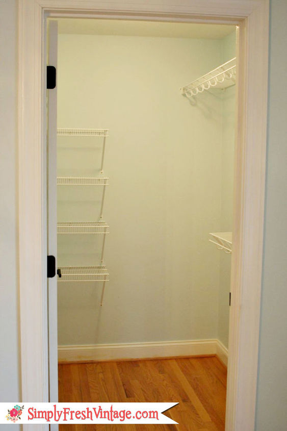 sunnyside manor part two, home decor, 2nd Bedroom walk in closet