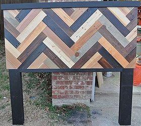 queen size chevron patterned headboard, bedroom ideas, painted furniture, repurposing upcycling