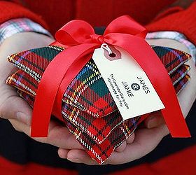 tartan pine needle sachets, christmas decorations, crafts, seasonal holiday decor, My finished pine needle sachets Tie 3 of them together with a ribon for a perfect Christmas gift