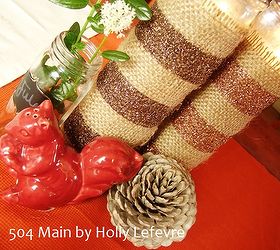 glittering striped burlap candle wraps, crafts, decoupage, seasonal holiday decor, The glitter is a nice juxtaposition against the roughness of the burlap which marry well for a gorgeous look and style