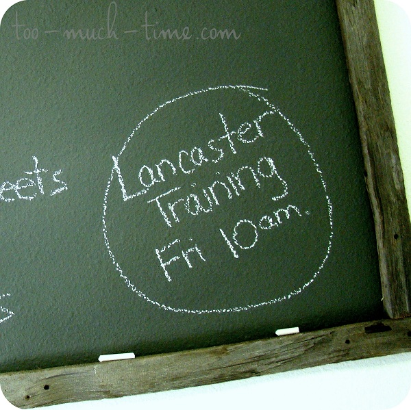 reclaimed fence turned chalkboard, repurposing upcycling