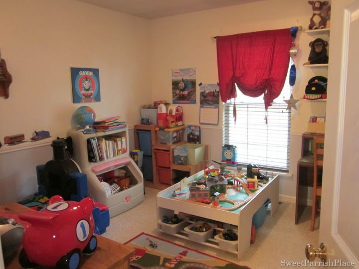 thomas the train bedroom, bedroom ideas, home decor, painted furniture, From the hallway