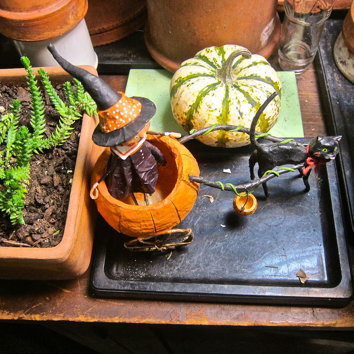group a wins second coin toss follow up halloween decor part 2 of 4, halloween decorations, seasonal holiday d cor, The carriage driver leads the gal he works for around the garden but happy to find a parking space View One