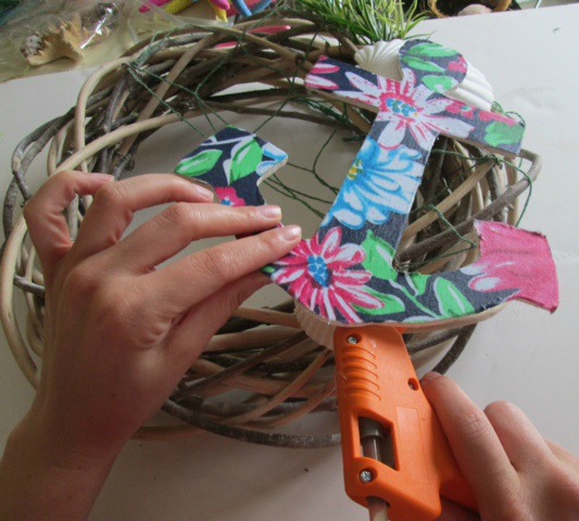 diy summer wreath, crafts, decoupage, wreaths