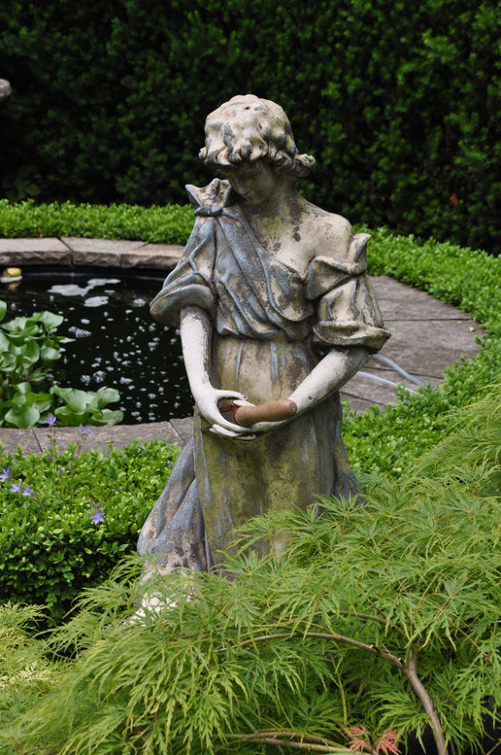 classic garden ornaments, concrete masonry, gardening, outdoor living, A well placed classical figure can really add to a romantic feel to a traditional garden