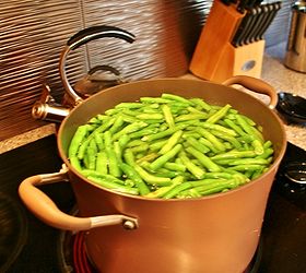 how to freeze green beans from the garden, gardening, Boil the beans for 2 minutes