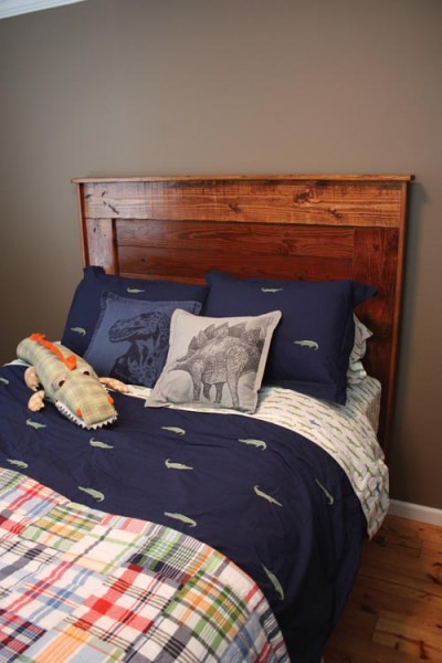 build a bed headboard from reclaimed wood, painted furniture, repurposing upcycling, rustic furniture, woodworking projects