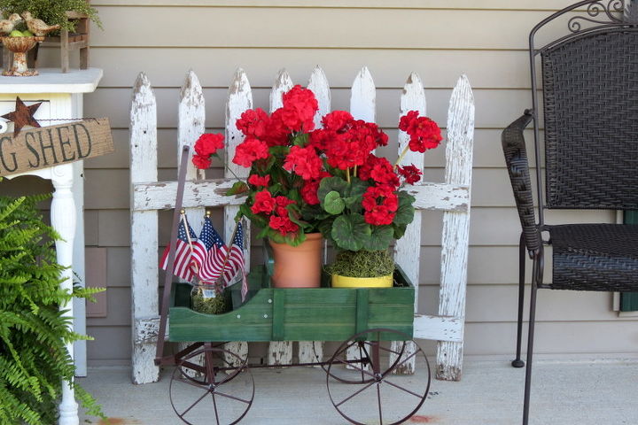 porch with a purpose, container gardening, flowers, gardening, outdoor living, repurposing upcycling, Bought the amish wagon from Lakeside Collection Etc I put several coats of polyurethane on it because at times it rains on the porch