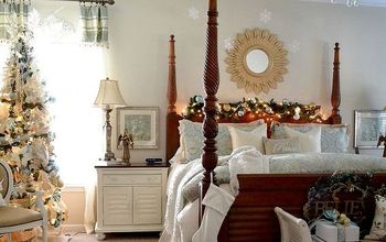 Christmas Bedroom #HolidayHomeTour