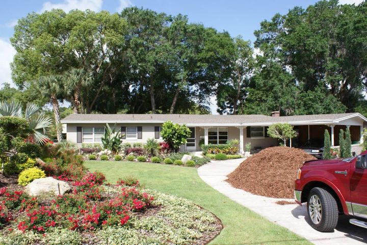 new pictures, curb appeal, gardening, landscape, Pine bark mulch comes in three sizes We prefer mini and medium