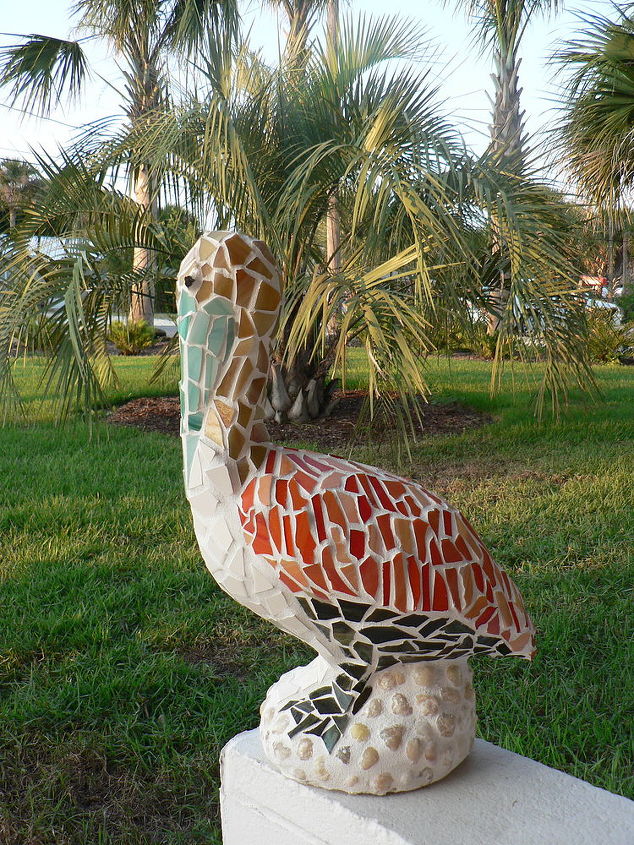 let s celebrate garden art this mosaic pelican created by an orlando artist welcomes, gardening