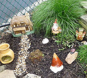 gnomes, gardening