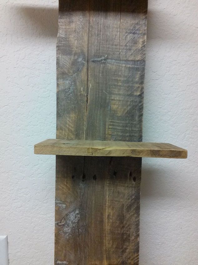 biscuit joined floating redeemed pallet shelves, diy, pallet, repurposing upcycling, shelving ideas, woodworking projects, Each shelf is attached using 20 biscuits the largest and waterproof wood glue
