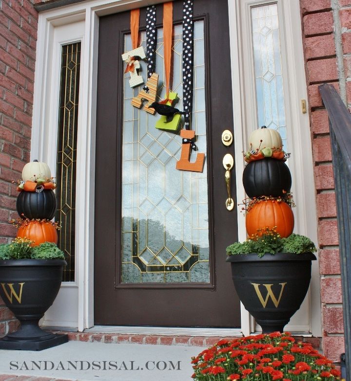 make a pumpkin topiary, seasonal holiday decor, Fall Front Porch