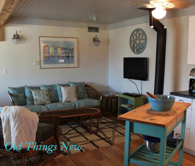 a charming cottage makeover, home decor, A view of the living area
