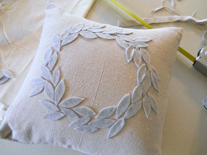 pottery barn knock off pillow, crafts, wreaths, Add your little pom berries