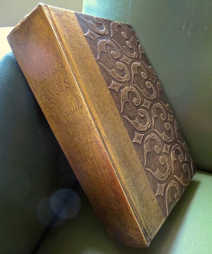 how to create a gorgeous antique looking book using wood icing, chalk paint, crafts, painting, repurposing upcycling, This finished project looks like old and expensive leather