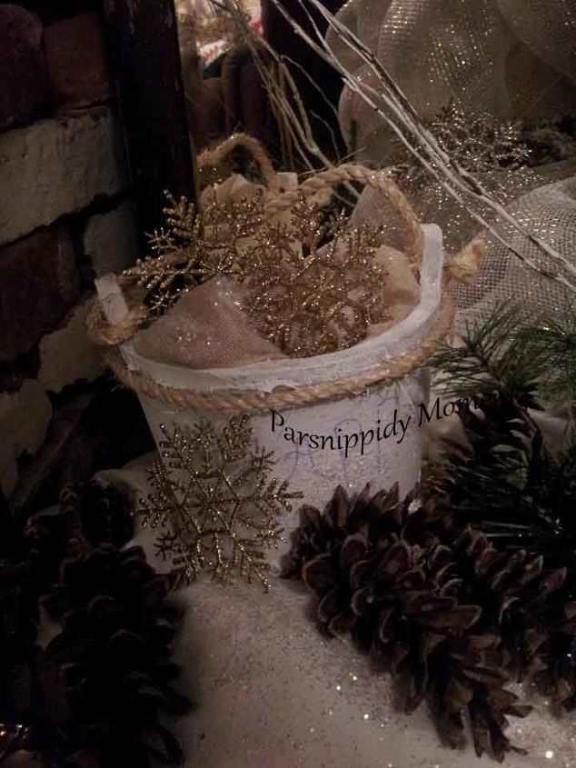 gearing up for january, home decor, seasonal holiday decor, wreaths, This little half bucket has had a rough life Grabbed up from Goodwill not even layers of white paint will cover up the marker writing Oh well it just adds to its character right