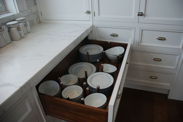 christopher peacock scullery white marble kitchen, home decor, kitchen design, plates in a peg drawer