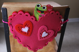pbk knock off valentine s pouch, crafts