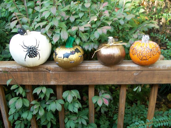 halloween pumpkins, crafts, halloween decorations, seasonal holiday decor