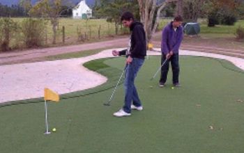 Mini Golf in Your Garden at Rocky Road Backpackers South Africa