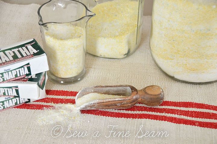 homemade laundry soap, cleaning tips, I make several batches at one time so it lasts for months