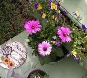 old piece of furniture planter, flowers, gardening, painted furniture, repurposing upcycling